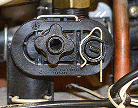 vk.sabre 35he.hydraulic cover.gif